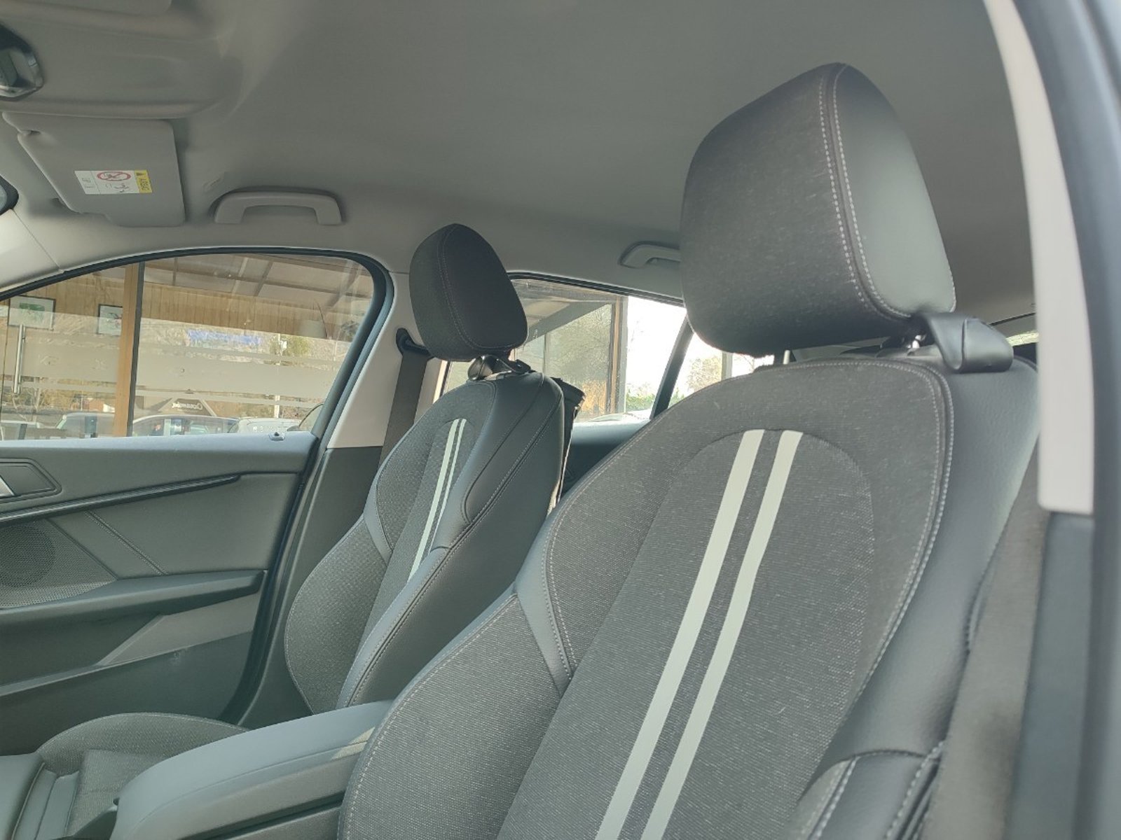 BMW 118I DYNAMIC 1.5 AT 2024 - Imagen 11 de 17