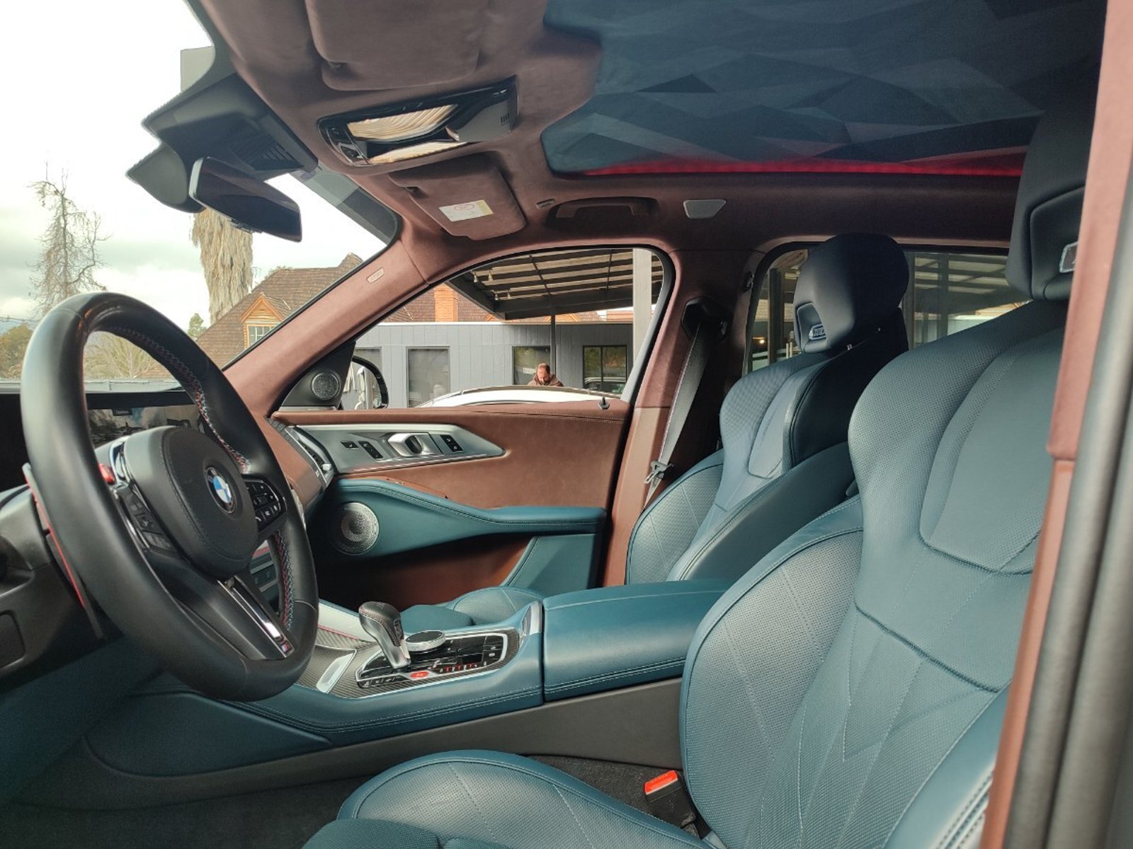 BMW XM 4.4 V8 HYBRID TWINPOWER TURBO 2024 - Imagen 12 de 19