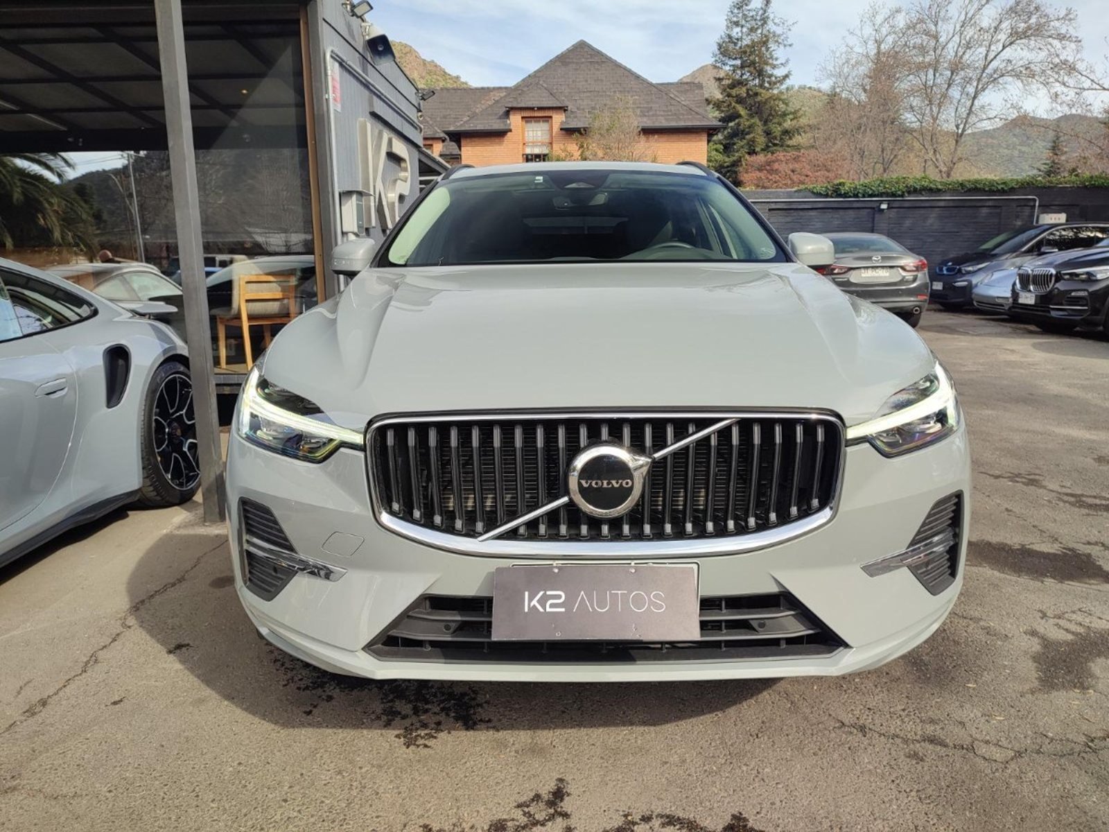 Volvo XC60 II B5 PLUS 4X4 2.0 2025 - Foto 2 de 18