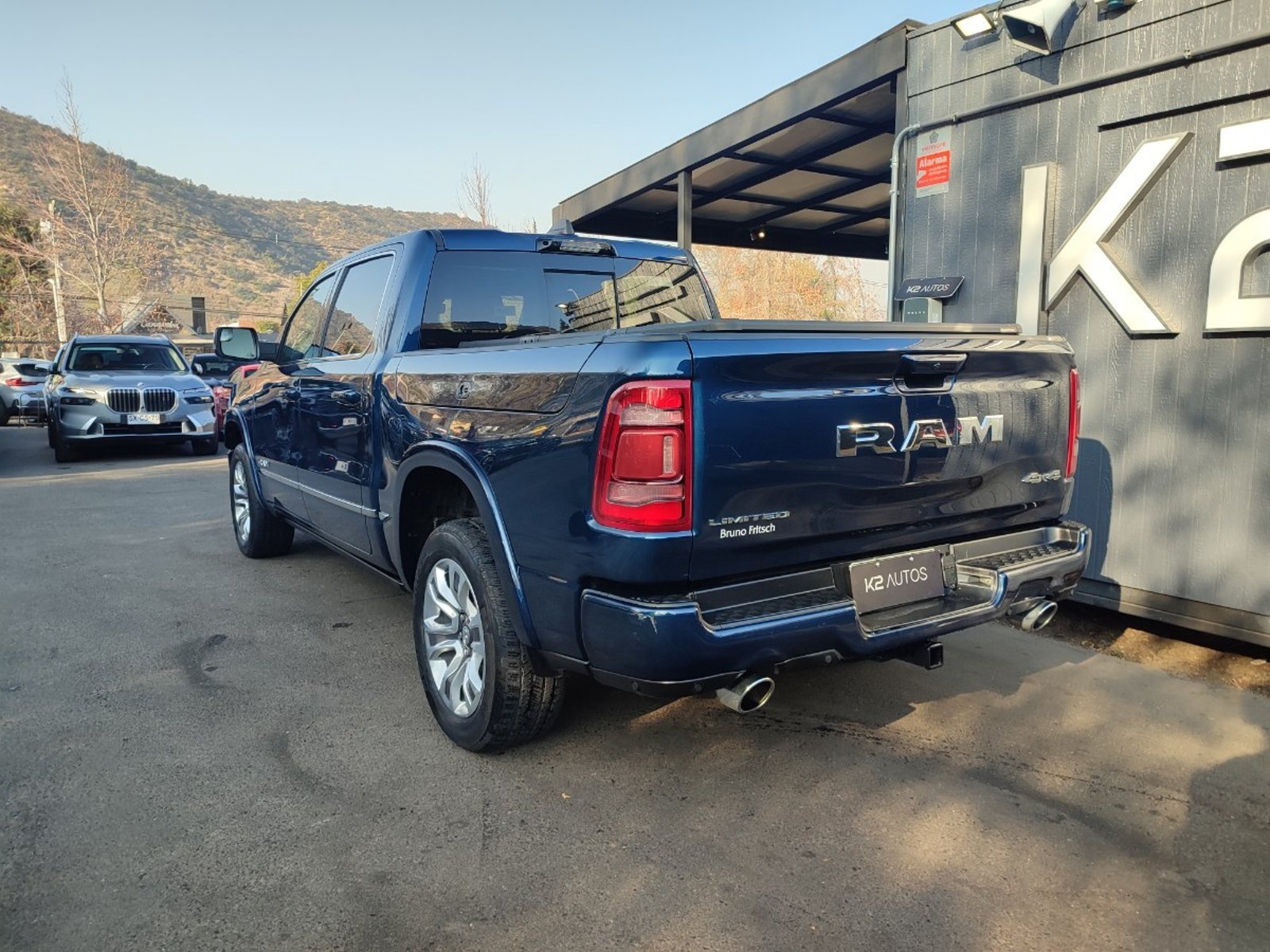 RAM 1500 LIMITED 5.7 CREW CAB 4X4 2024 - Imagen 7 de 18