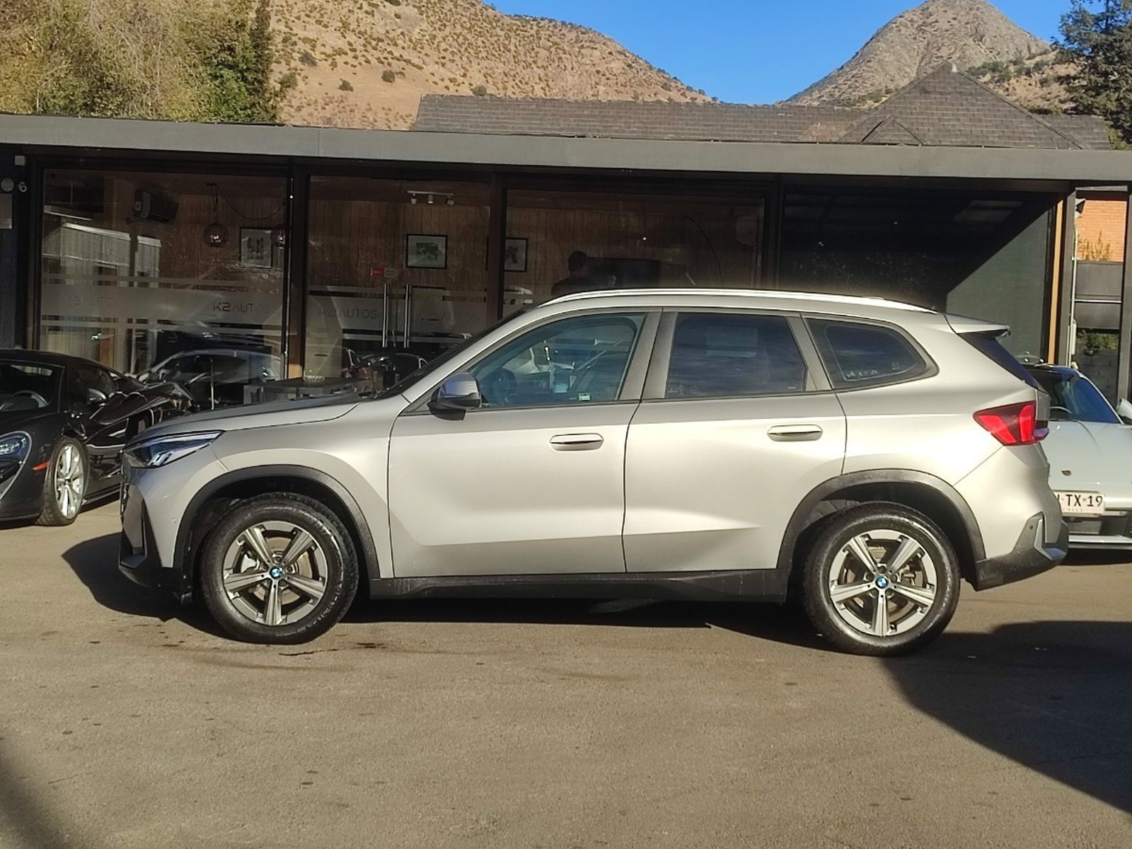 BMW X1 DYNAMIC SDRIVE 18I 1.5 AT 2024 - Foto 5 de 19