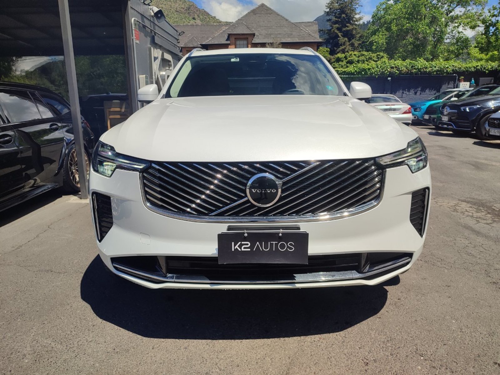 Volvo XC90 T8 CORE 4WD 2.0 2026 - Foto 2 de 18