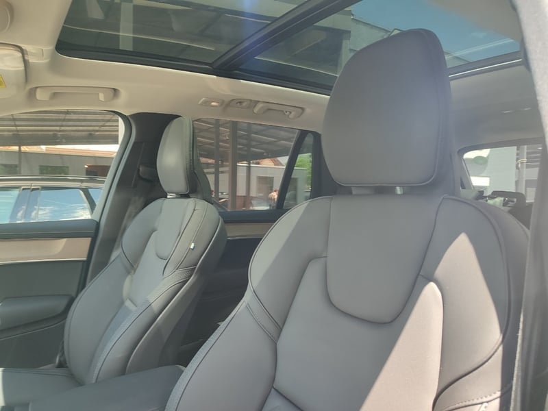 Volvo XC90 T8 CORE 4WD 2.0 2026 - Imagen 12 de 18