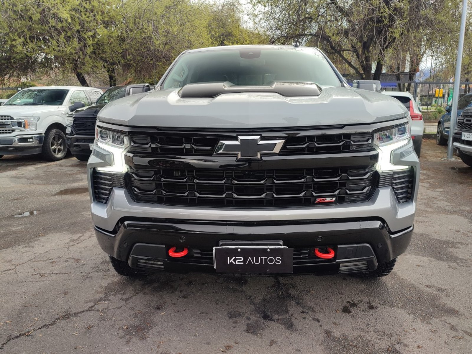 Chevrolet SILVERADO TRAIL BOSS Z71 5.3 4X4 2026 - Foto 2 de 18