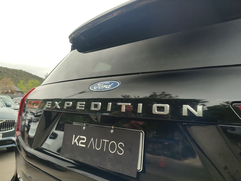 Ford EXPEDITION PLATINUM 3.5 4X4 2026 - Imagen 8 de 19