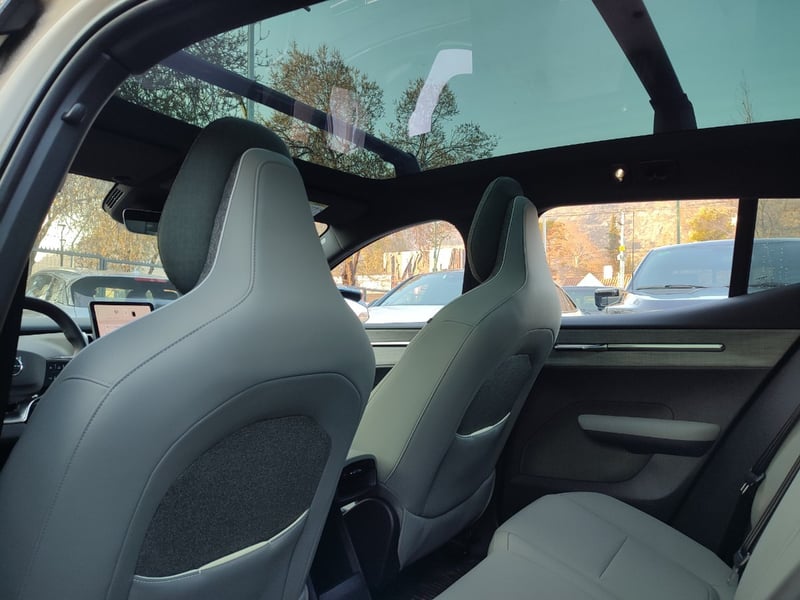 Volvo EX30 ULTRA E60 BEV 69 KWH 2026 - Imagen 10 de 18