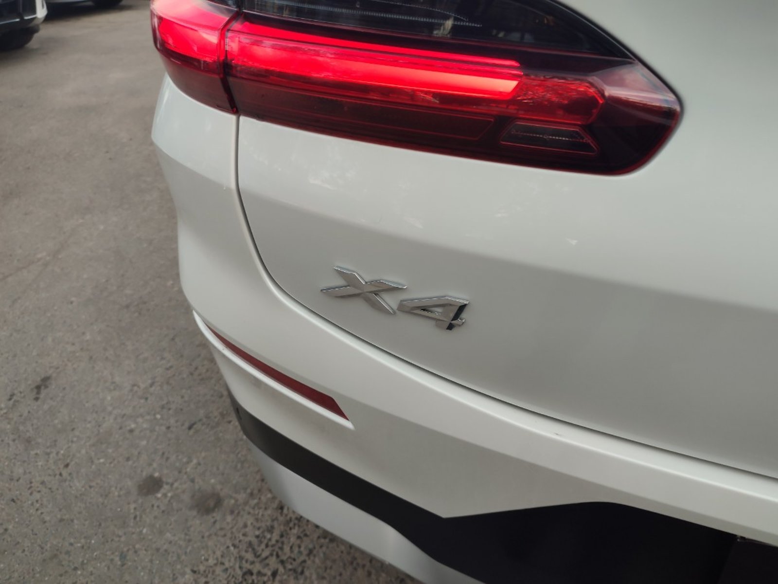 BMW X4 DYNAMIC XDRIVE 20I 2.0 2026 - Imagen 7 de 19