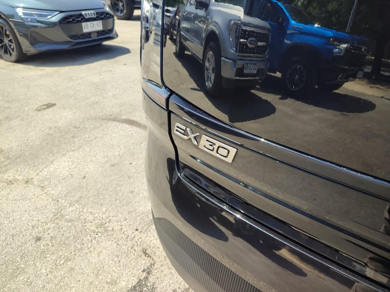 Volvo EX30 ULTRA E60 BEV 69 KWH 2026 - Imagen 8 de 16