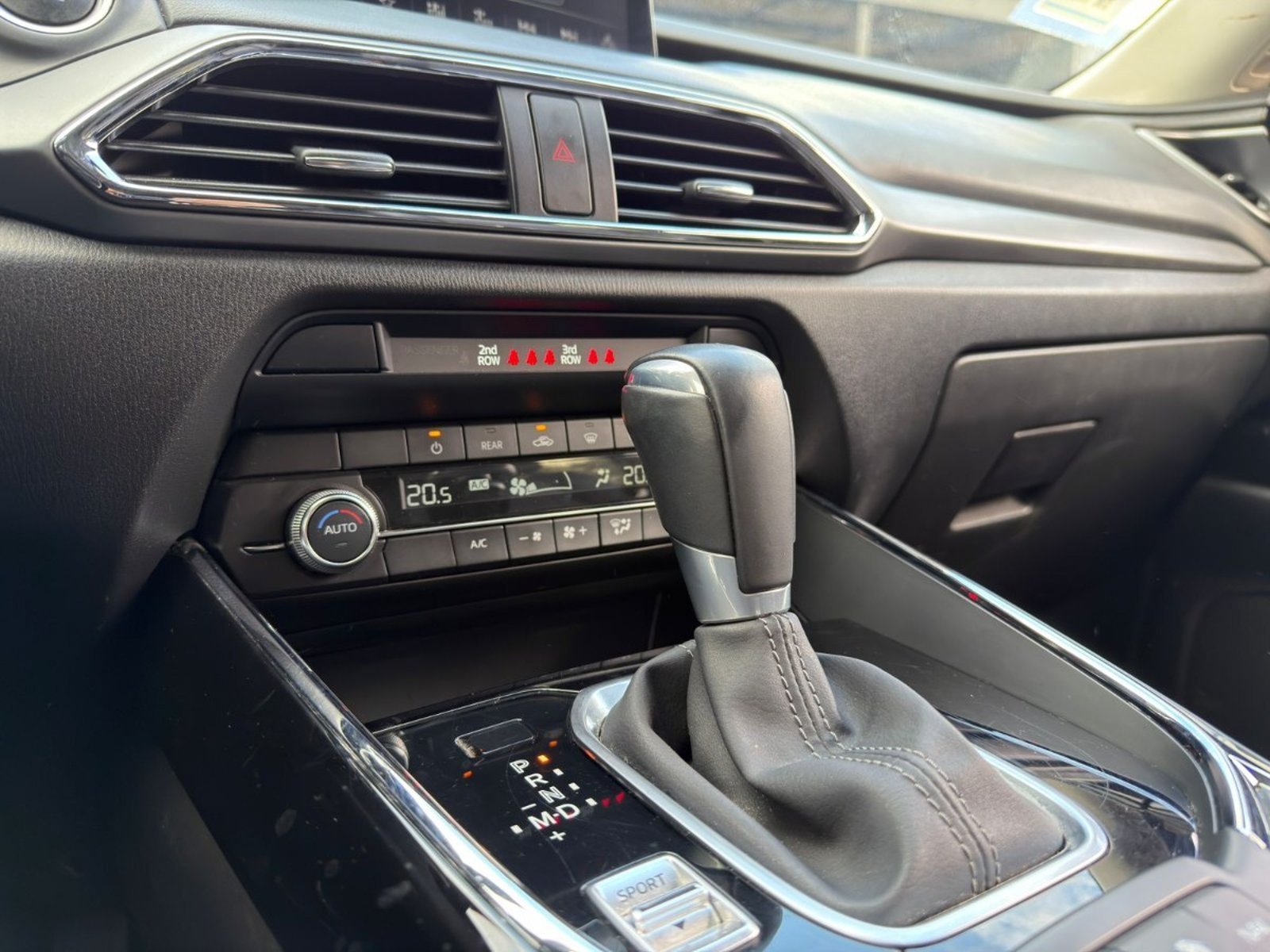 Mazda CX-9 R 2.5L 4X2 AT 2024 - Imagen 13 de 17