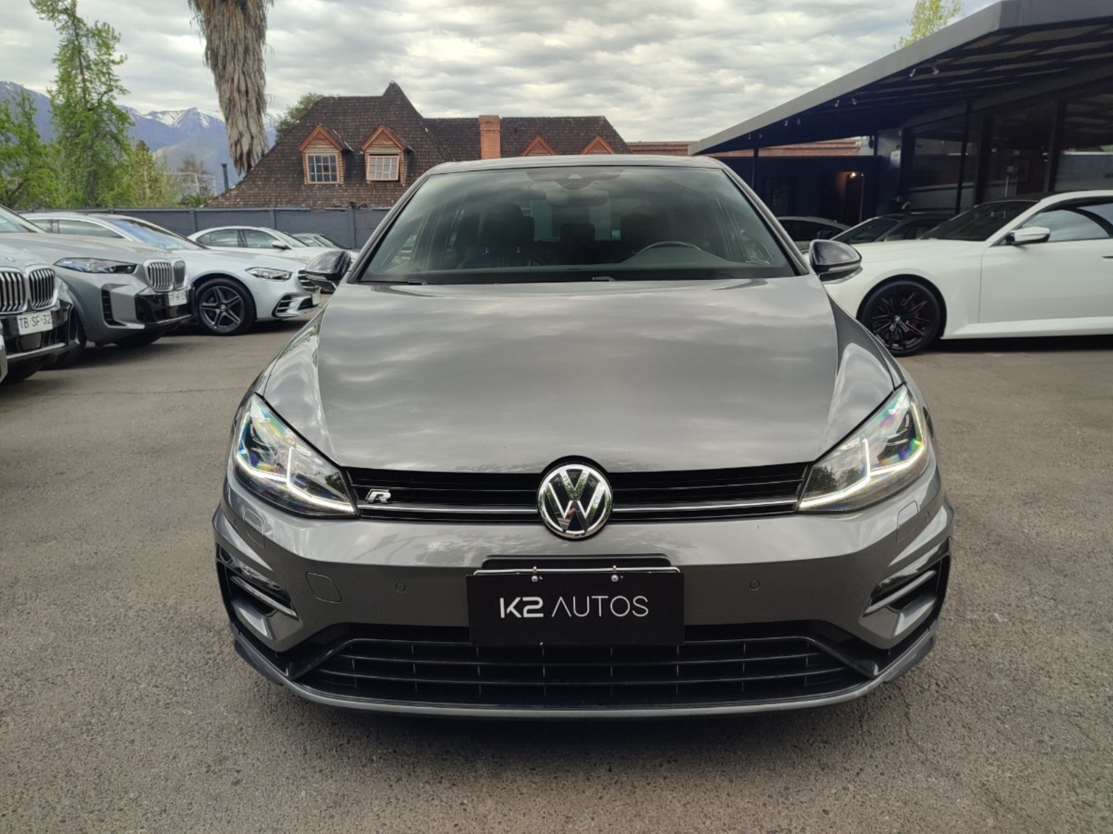 Volkswagen GOLF R 2.0 TSI 4MOTION 2021 - Foto 2 de 16