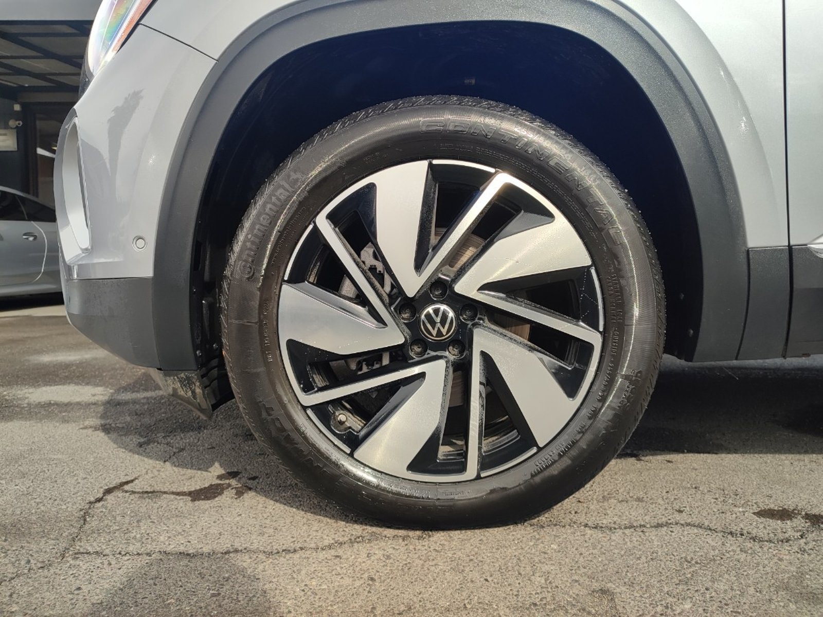 Volkswagen ATLAS LIMITED 2.0 TSI 4MOTION AT 2025 - Imagen 4 de 18