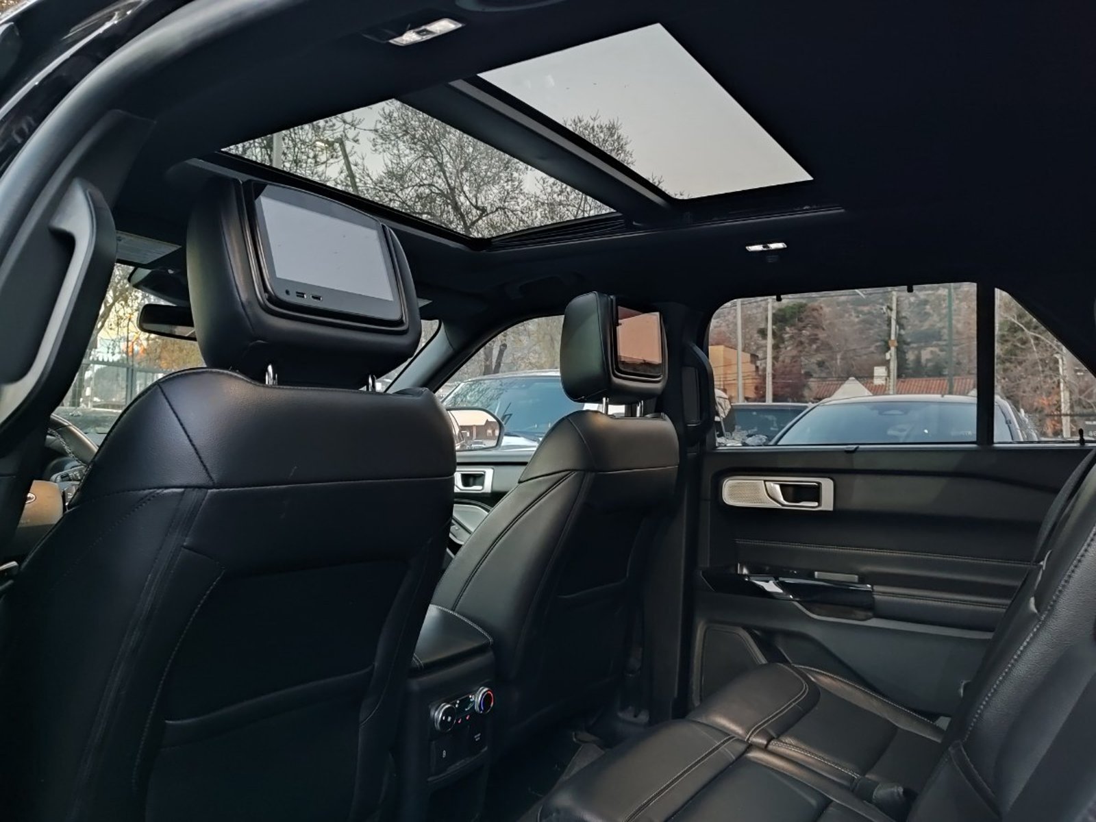 FORD EXPLORER ST 3.0 V6 4WD 2022 - Imagen 9 de 18