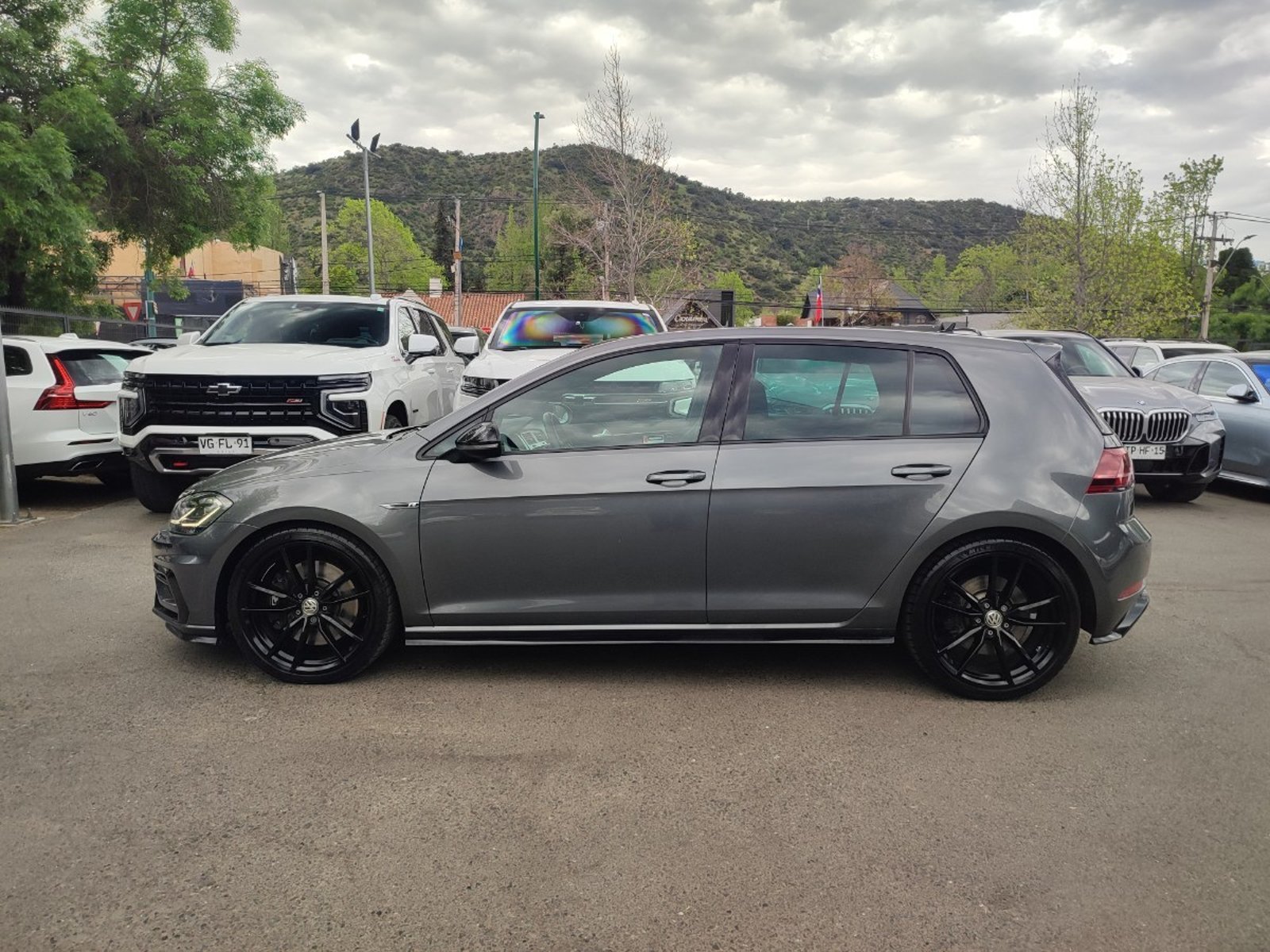Volkswagen GOLF R 2.0 TSI 4MOTION 2021 - Foto 5 de 16