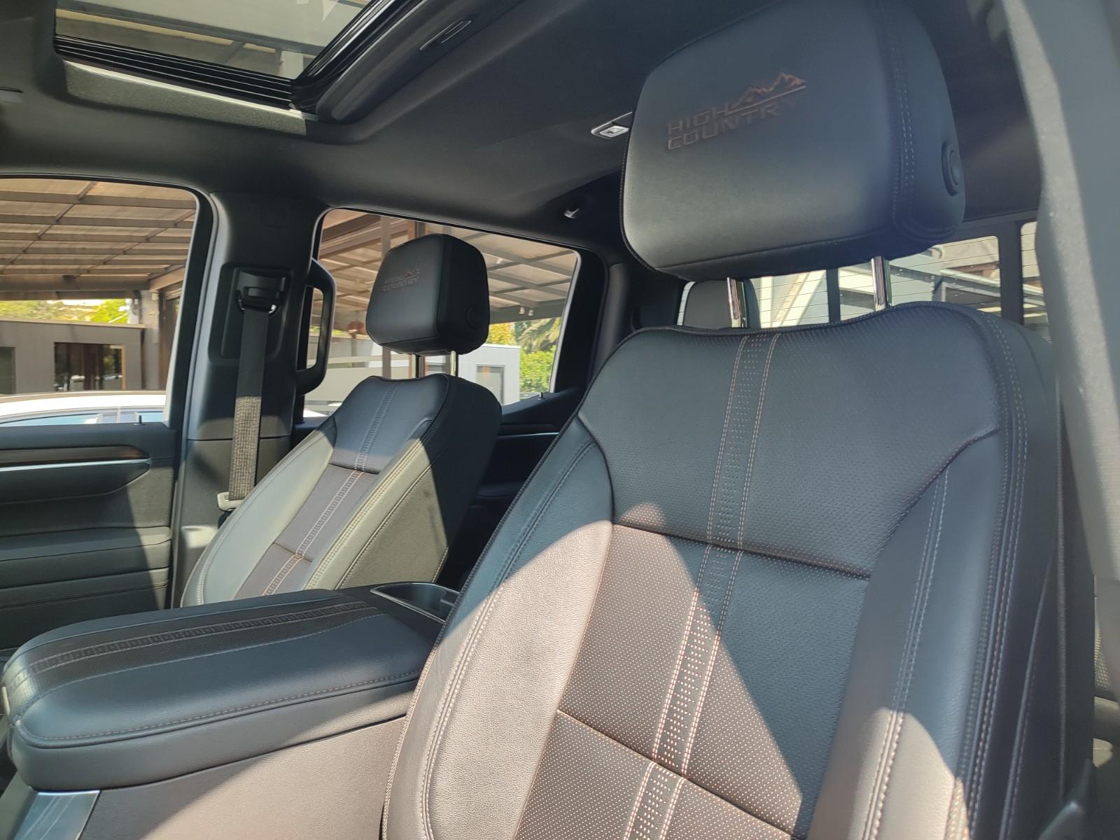 CHEVROLET SILVERADO HIGH COUNTRY 3.0 DT 4WD 2025 - Imagen 14 de 18