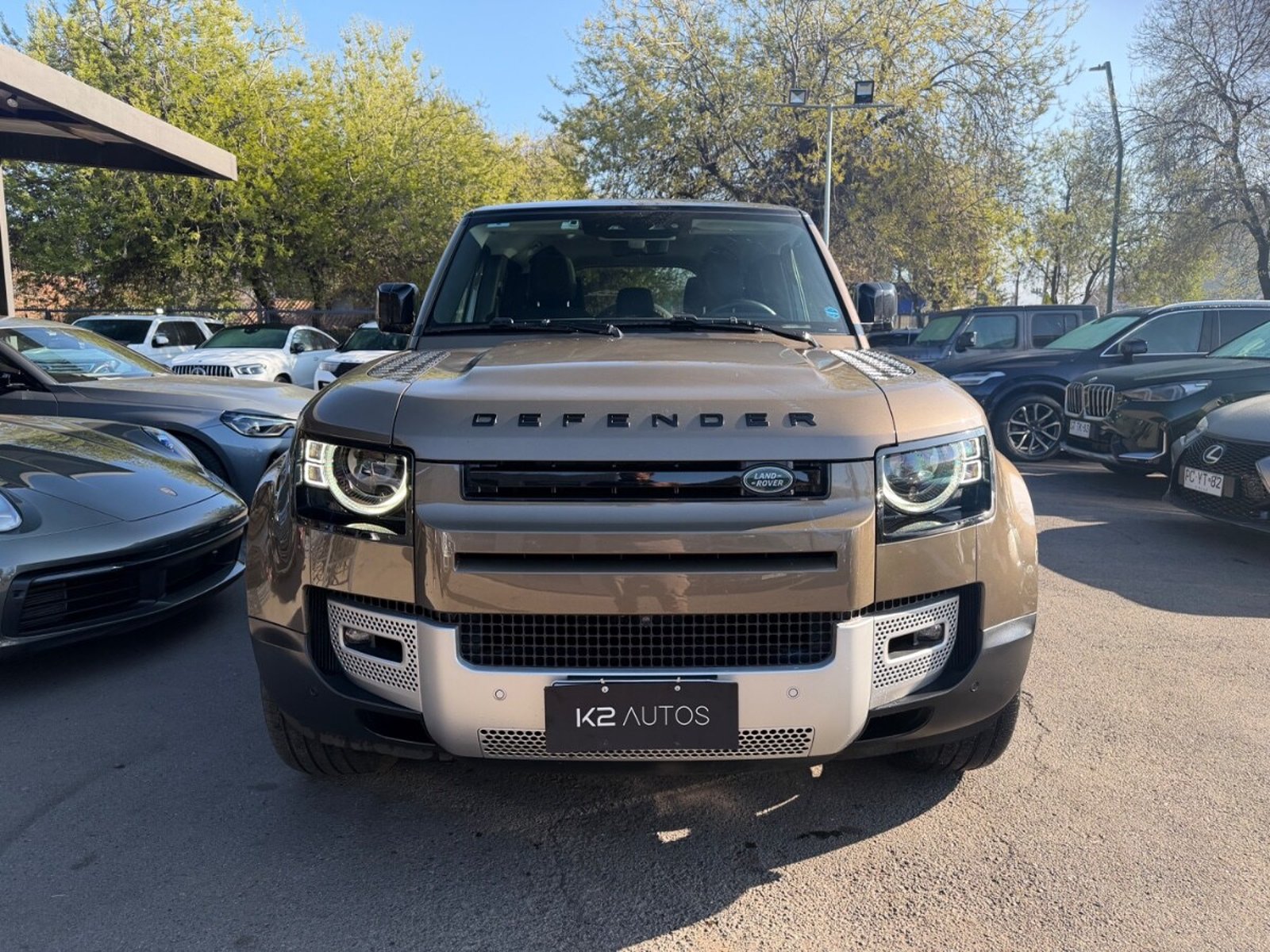 Land Rover DEFENDER 110 P400 FIRST EDITION 3.0 4WD 2021 - Foto 2 de 16