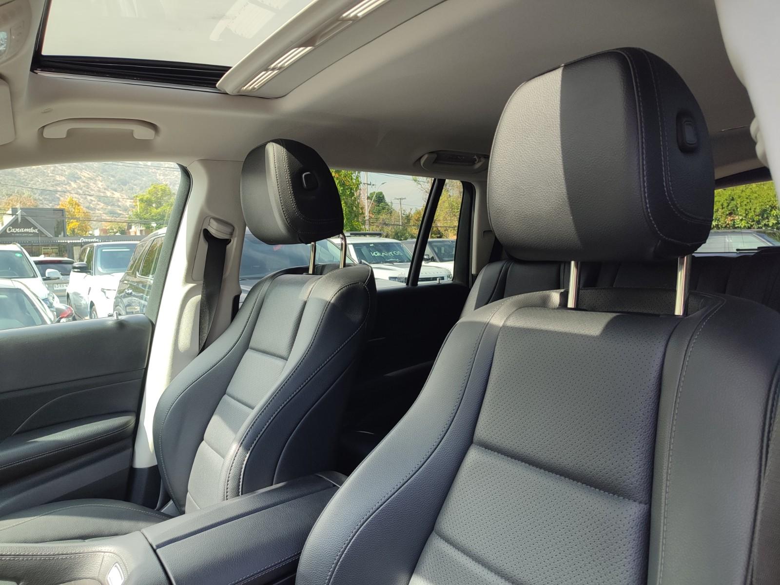 MERCEDES-BENZ GLS 400D 4MATIC 2.9 AT 2023 - Imagen 15 de 19