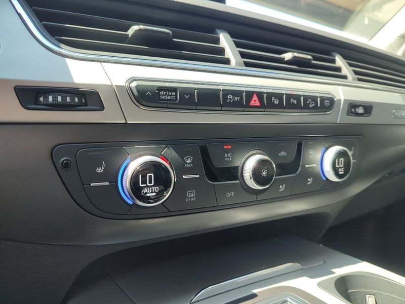 Audi Q7 3.0 TDI 7 PAS TIPTRONIC AWD 2020 - Imagen 17 de 19