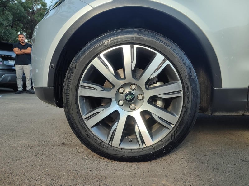 Land Rover DISCOVERY HSE TD6 3.0 4X4 2020 - Imagen 5 de 18