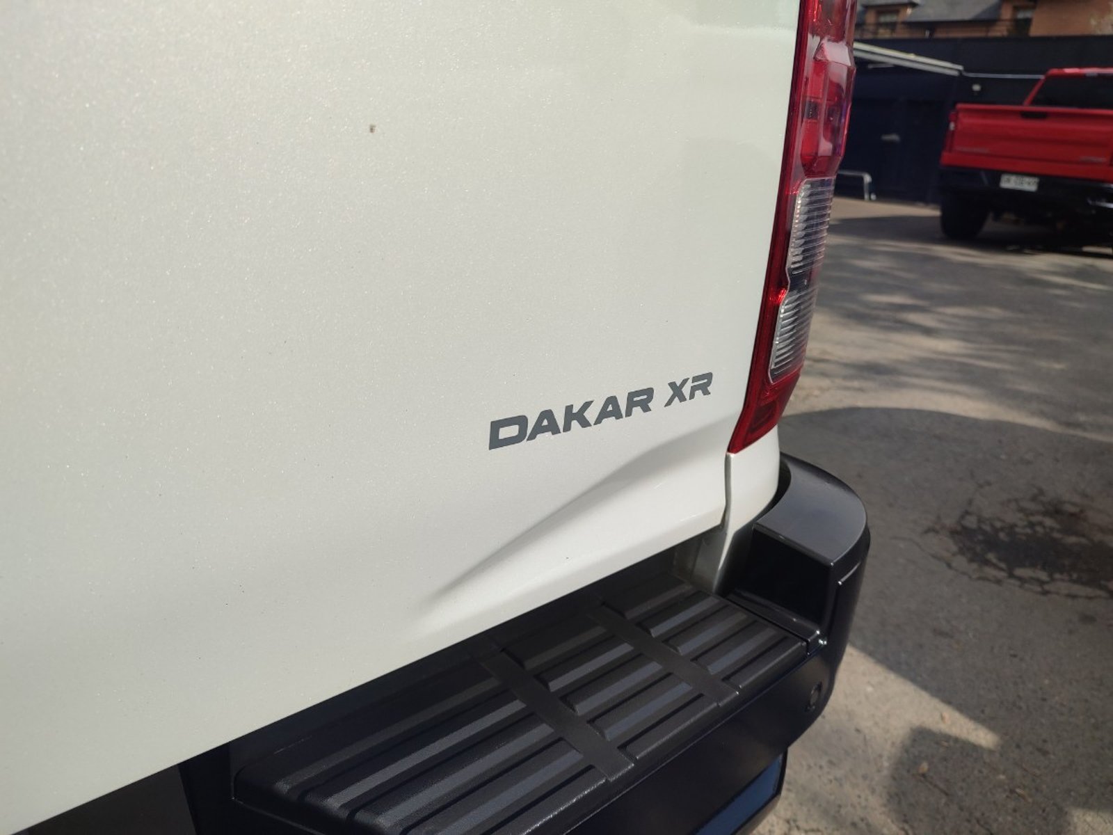 Mitsubishi L200 DAKAR XR 4X4 2.4 AT 2025 - Imagen 8 de 18