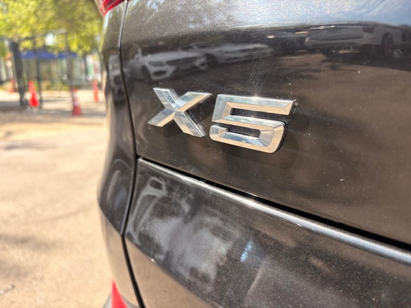 BMW X5 XDRIVE45E URBAN 3.0 AUT 2022 - Imagen 7 de 17