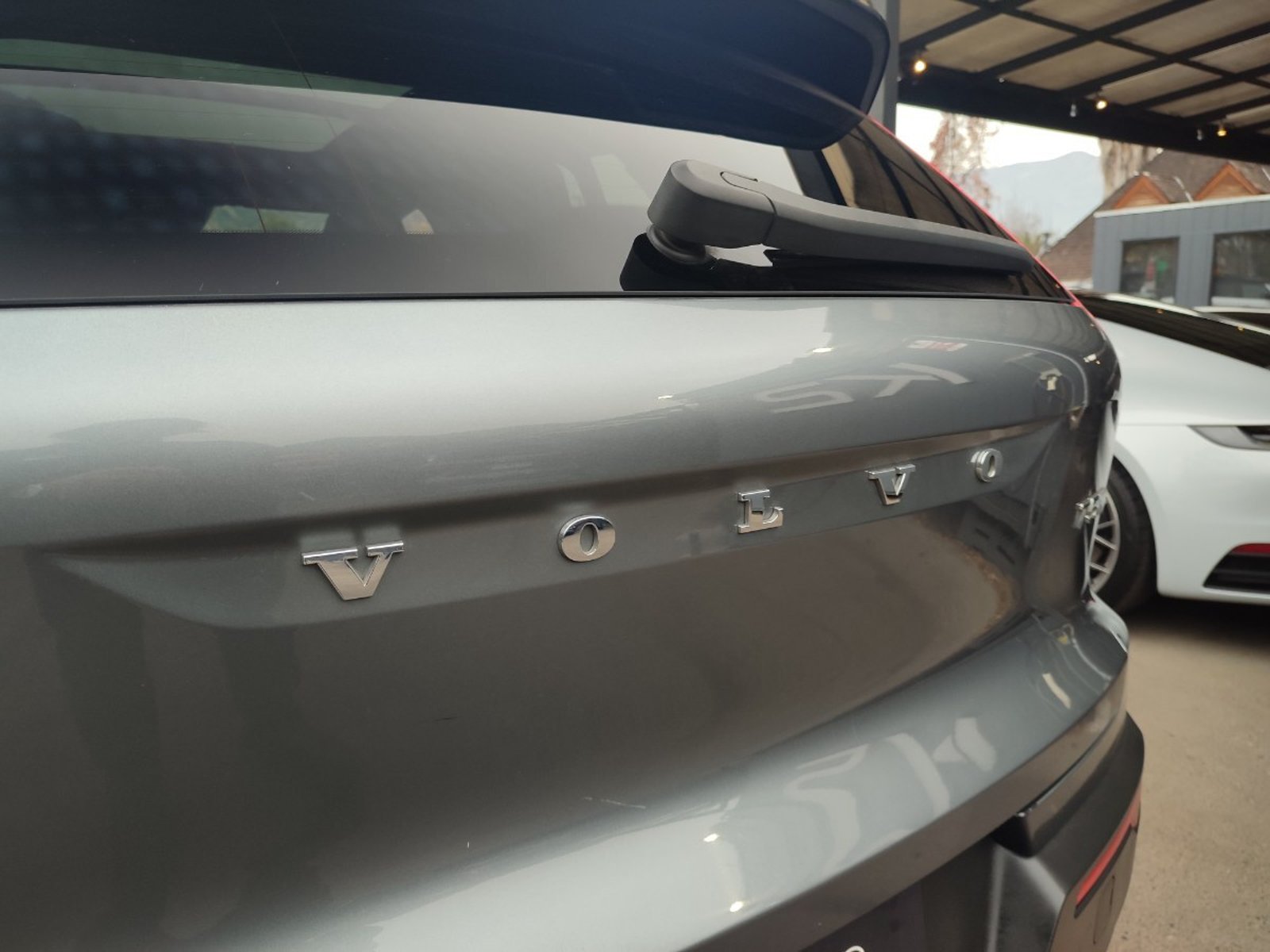 VOLVO XC40 T5 R-DESIGN PLUS 2.0 AWD 2019 - Imagen 7 de 18