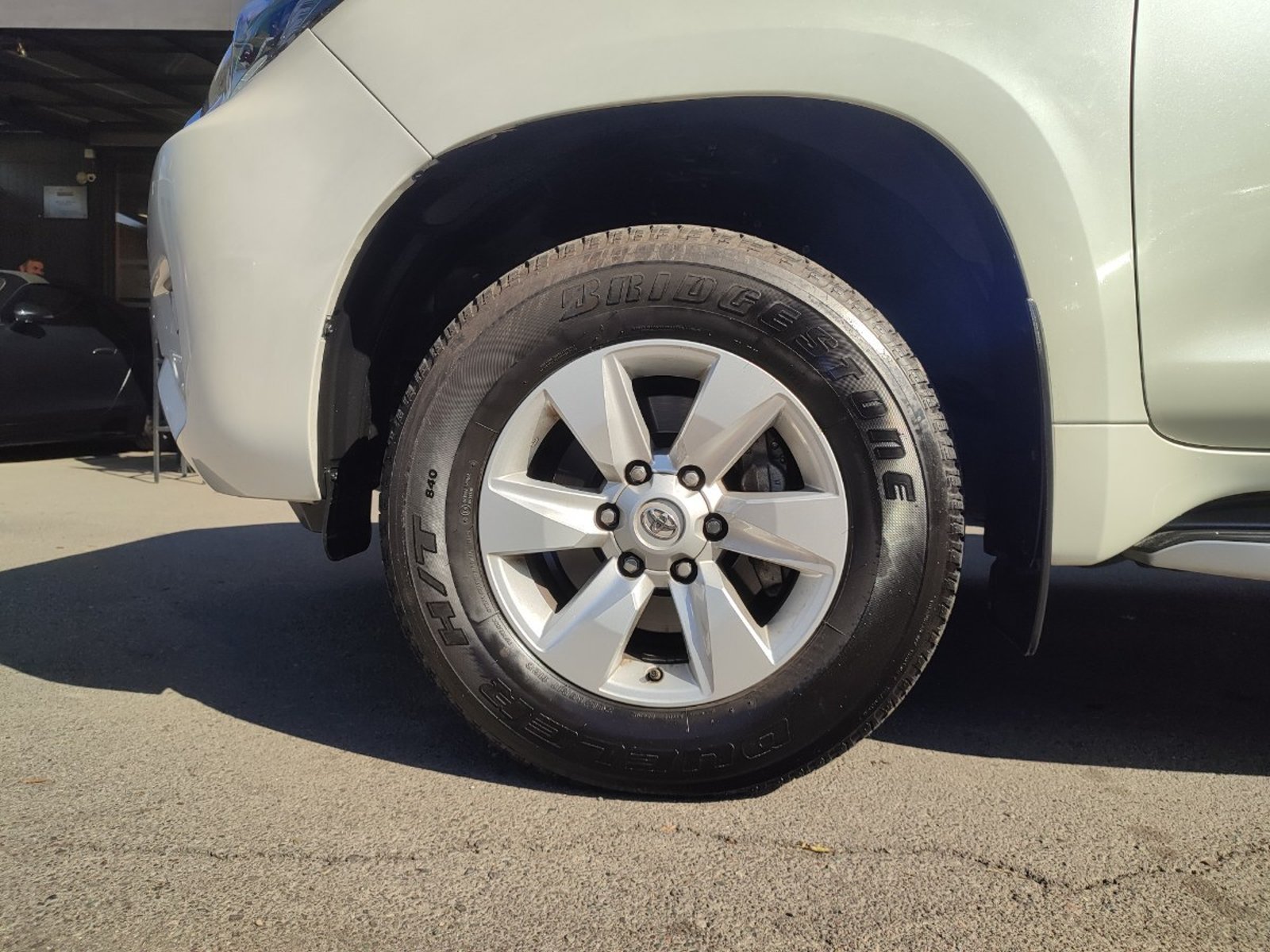 Toyota LAND CRUISER PRADO VX 5P 4WD 4.0 2023 - Foto 4 de 18