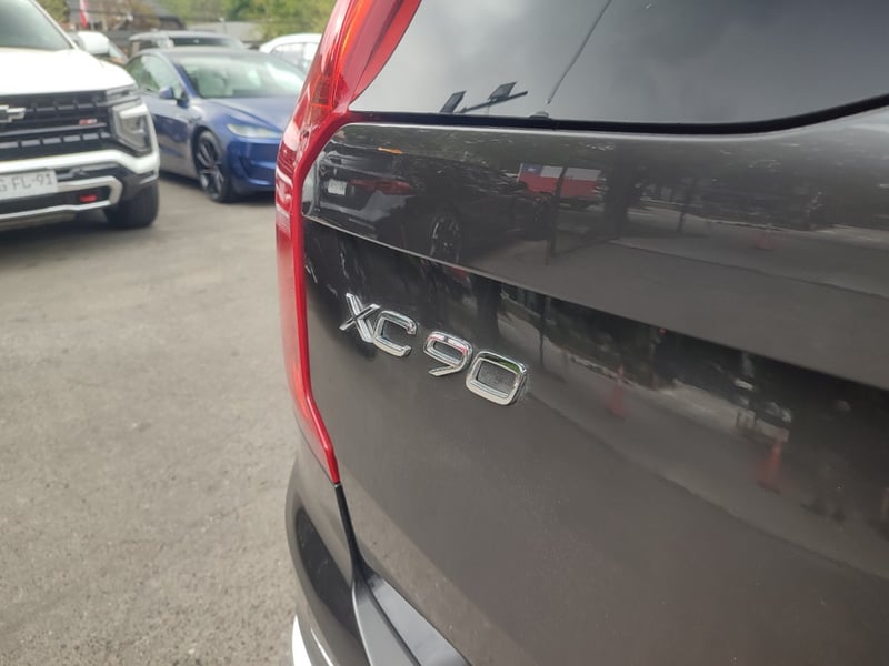 Volvo XC90 T8 PLUS PHEV RECHARGE 2.0 2024 - Imagen 8 de 16
