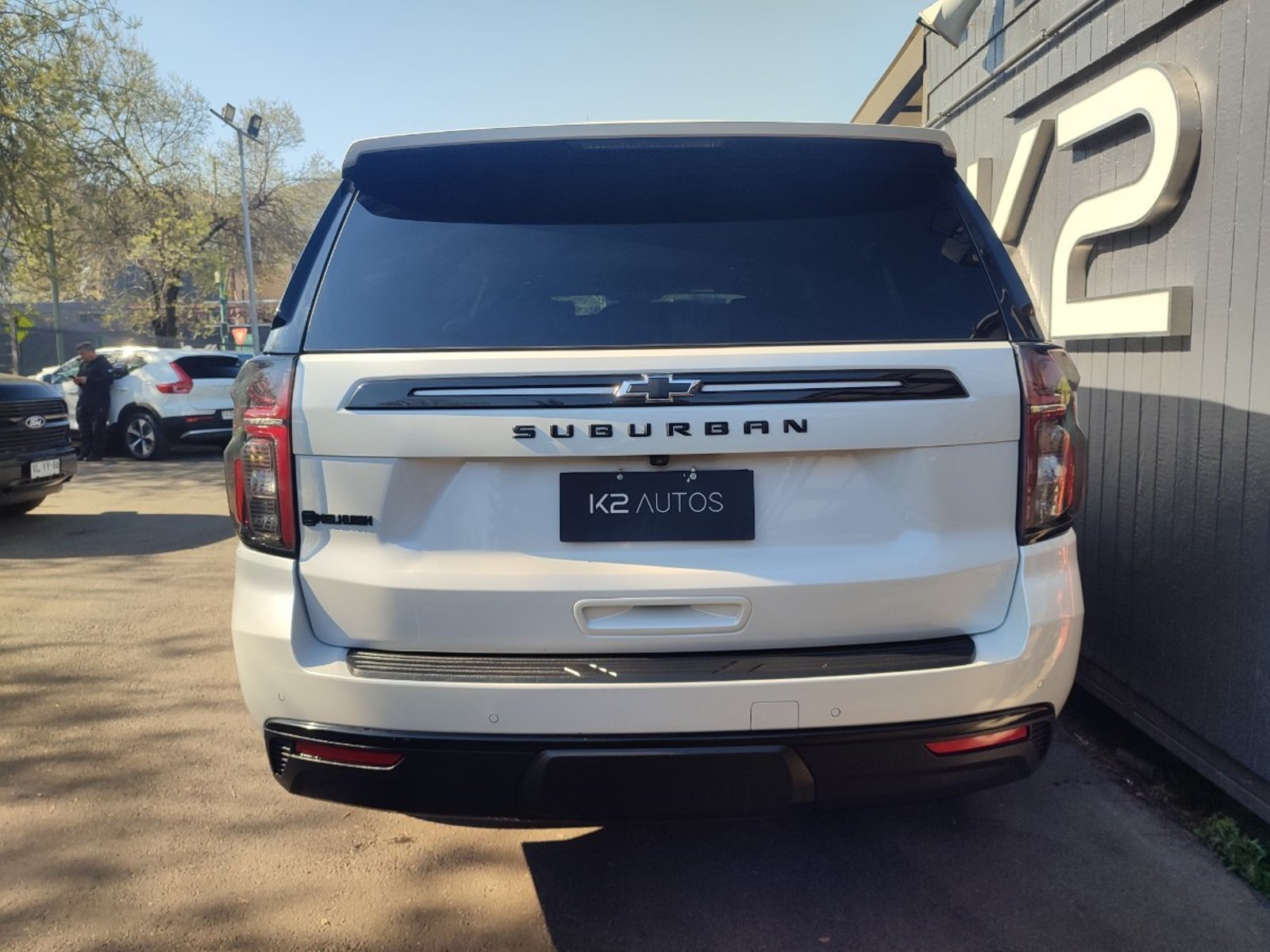 Chevrolet SUBURBAN Z71 5.3 4WD 2025 - Imagen 8 de 18