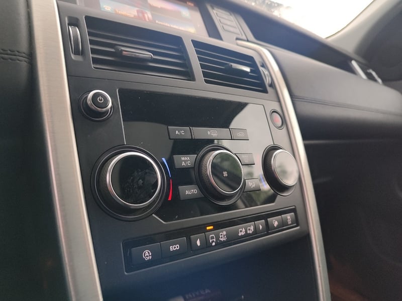 Land Rover DISCOVERY SPORT HSE 2.0 4WD 2018 - Imagen 15 de 18