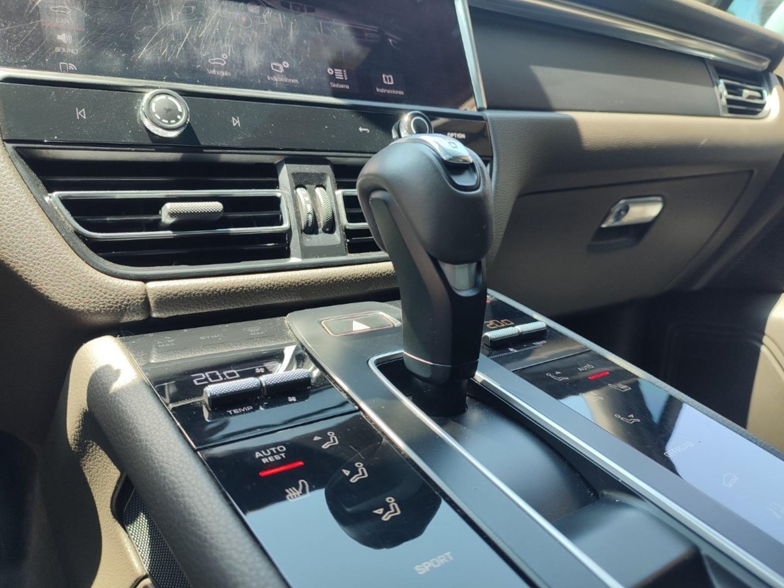 Porsche MACAN R4 III 4WD 2.0 2023 - Imagen 13 de 17