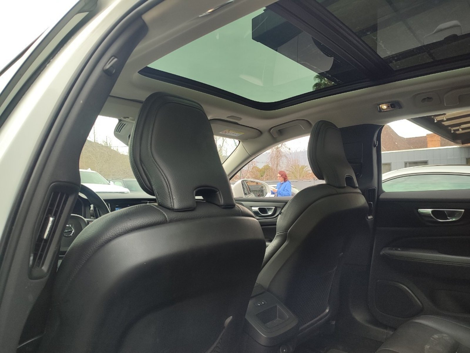 Volvo V60 CROSS COUNTRY II B5 4WD 2.0 2022 - Imagen 9 de 17