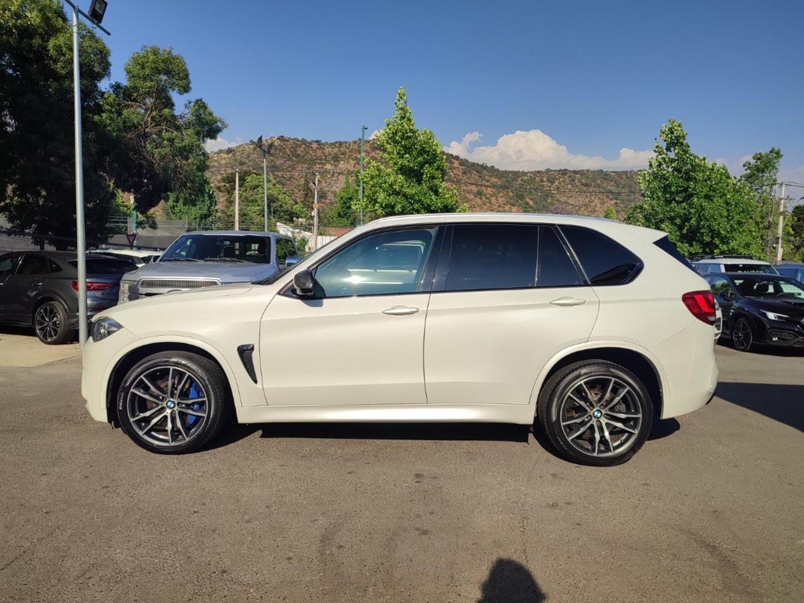 BMW X5 M 4.4 V8 AT 2016 - Foto 4 de 17