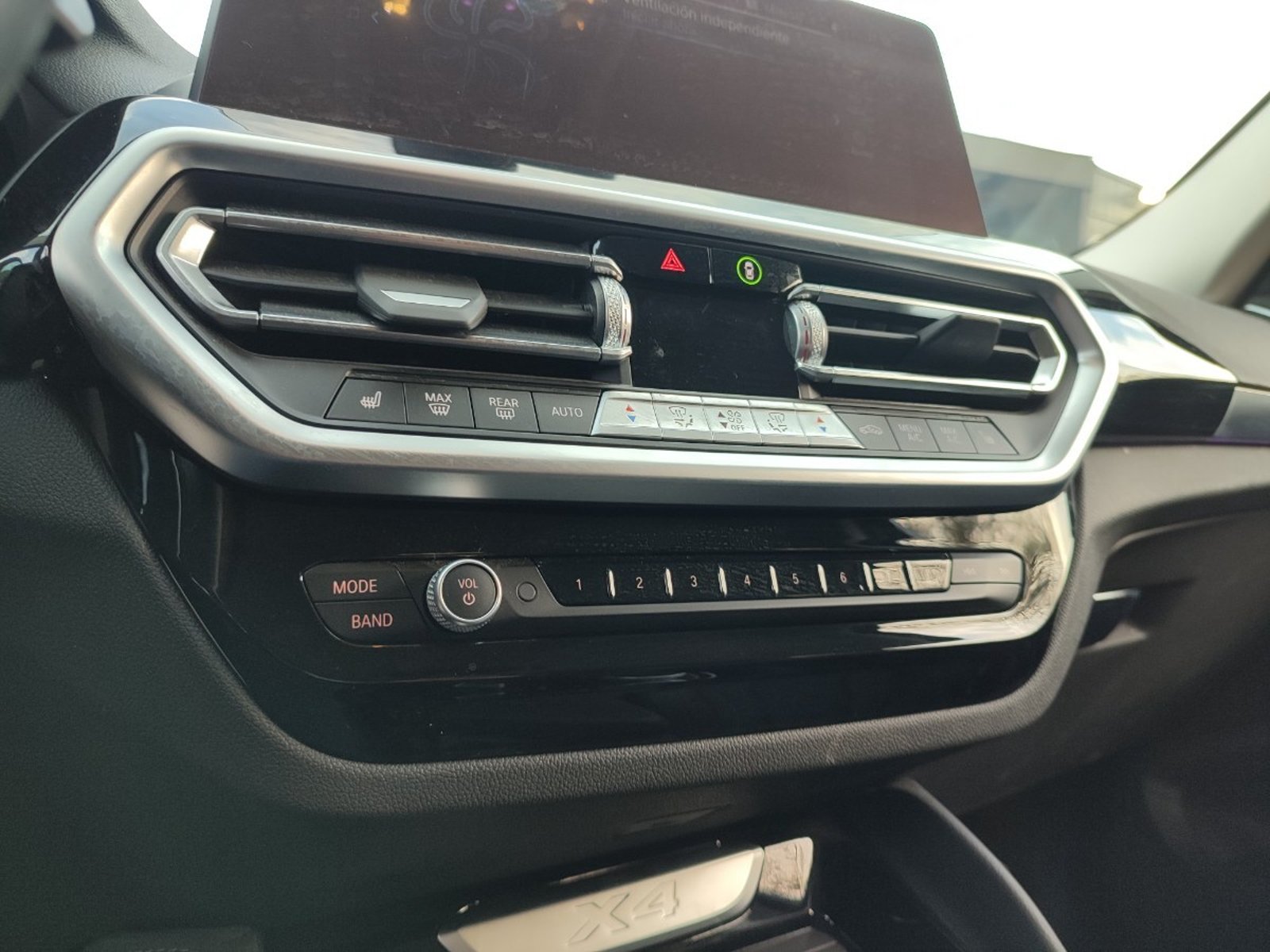 BMW X4 DYNAMIC XDRIVE 20I 2.0 2026 - Imagen 16 de 19