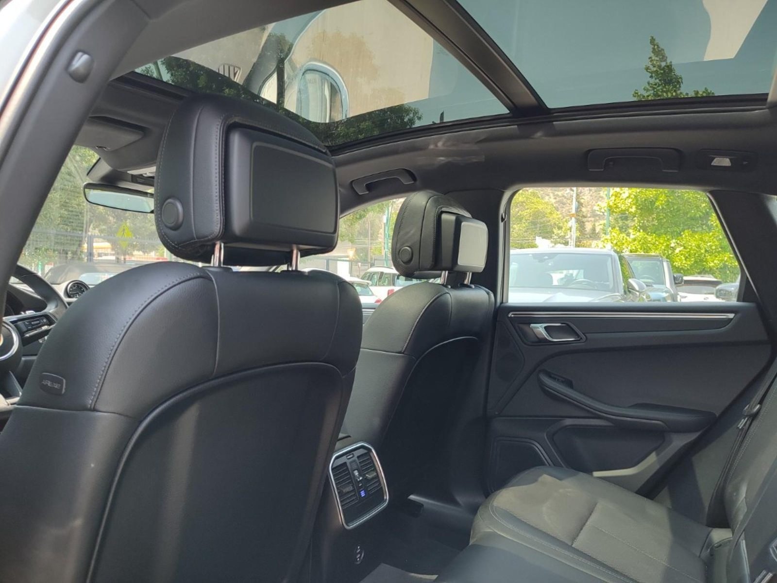 PORSCHE MACAN R4 III 4WD 2.0 2024 - Imagen 15 de 17