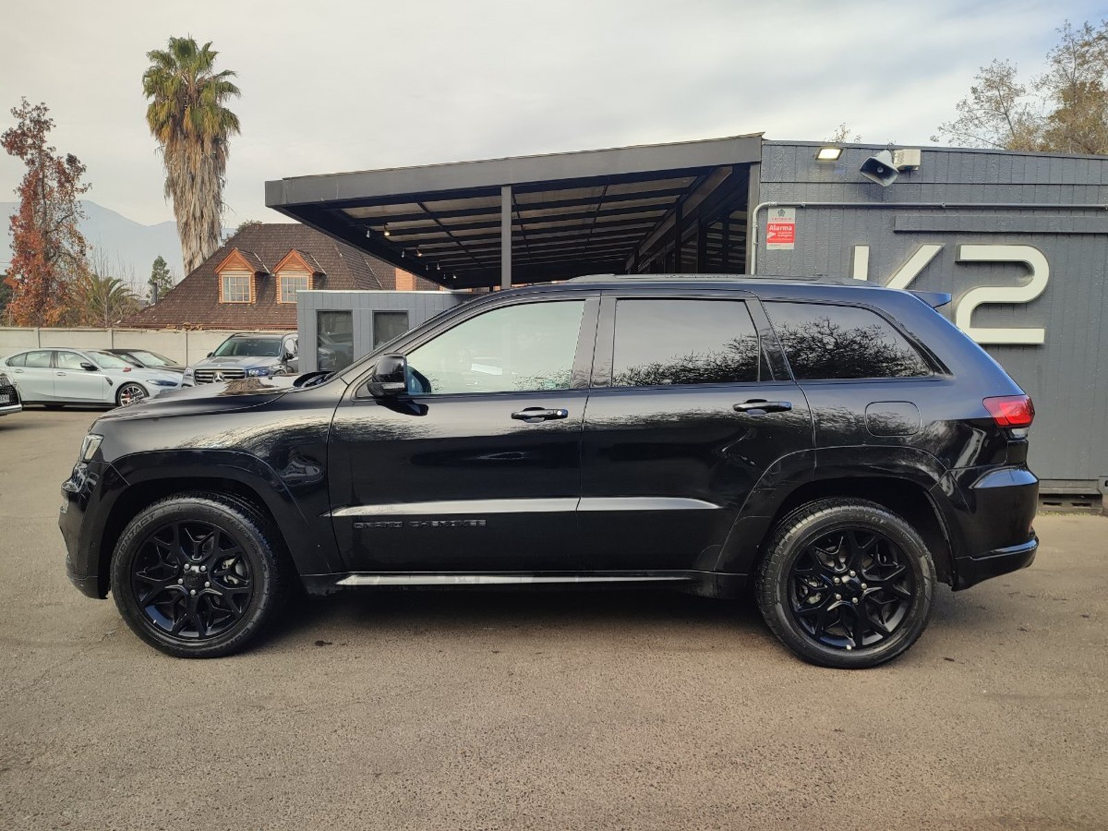 Jeep GRAND CHEROKEE LIMITED X 3.6 4X4 2022 - Imagen 5 de 17