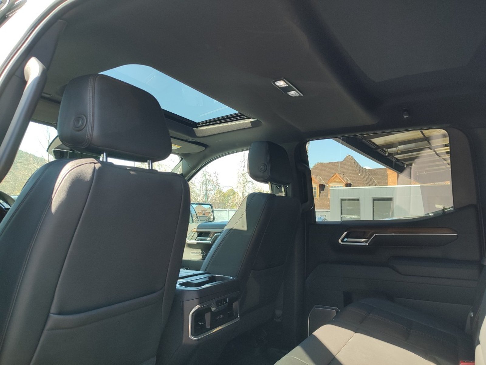 Chevrolet SILVERADO HIGH COUNTRY 3.0 DT 4WD 2025 - Imagen 11 de 19