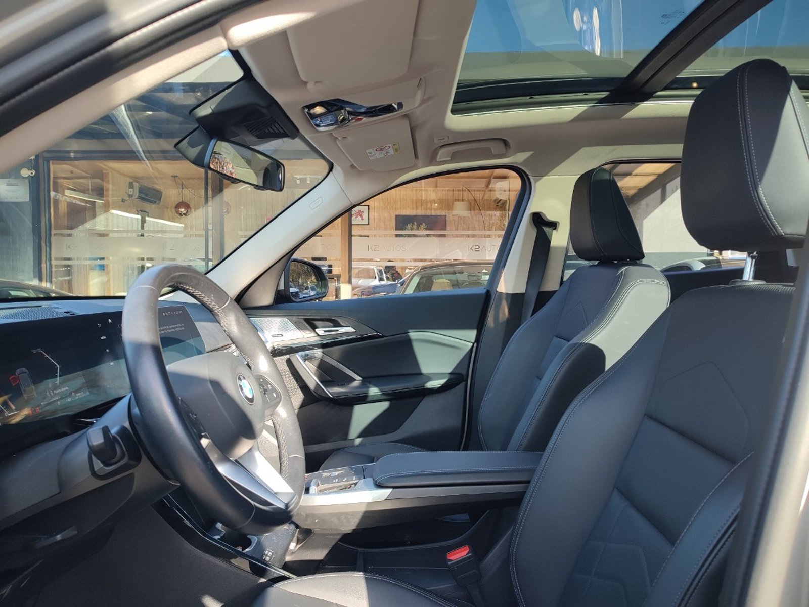 BMW X1 DYNAMIC SDRIVE 18I 1.5 AT 2024 - Imagen 12 de 19