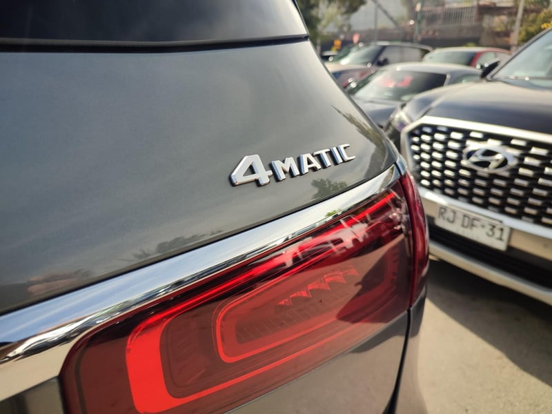 Mercedes-Benz GLS 400D 4MATIC 2.9 AT 2023 - Imagen 9 de 19