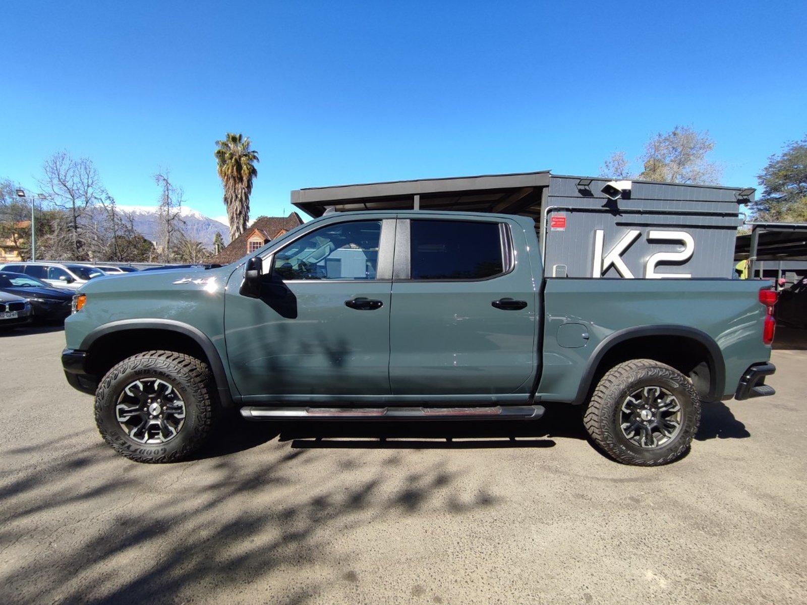 Chevrolet SILVERADO ZR2 6.2L 4WD 2026 - Foto 5 de 18
