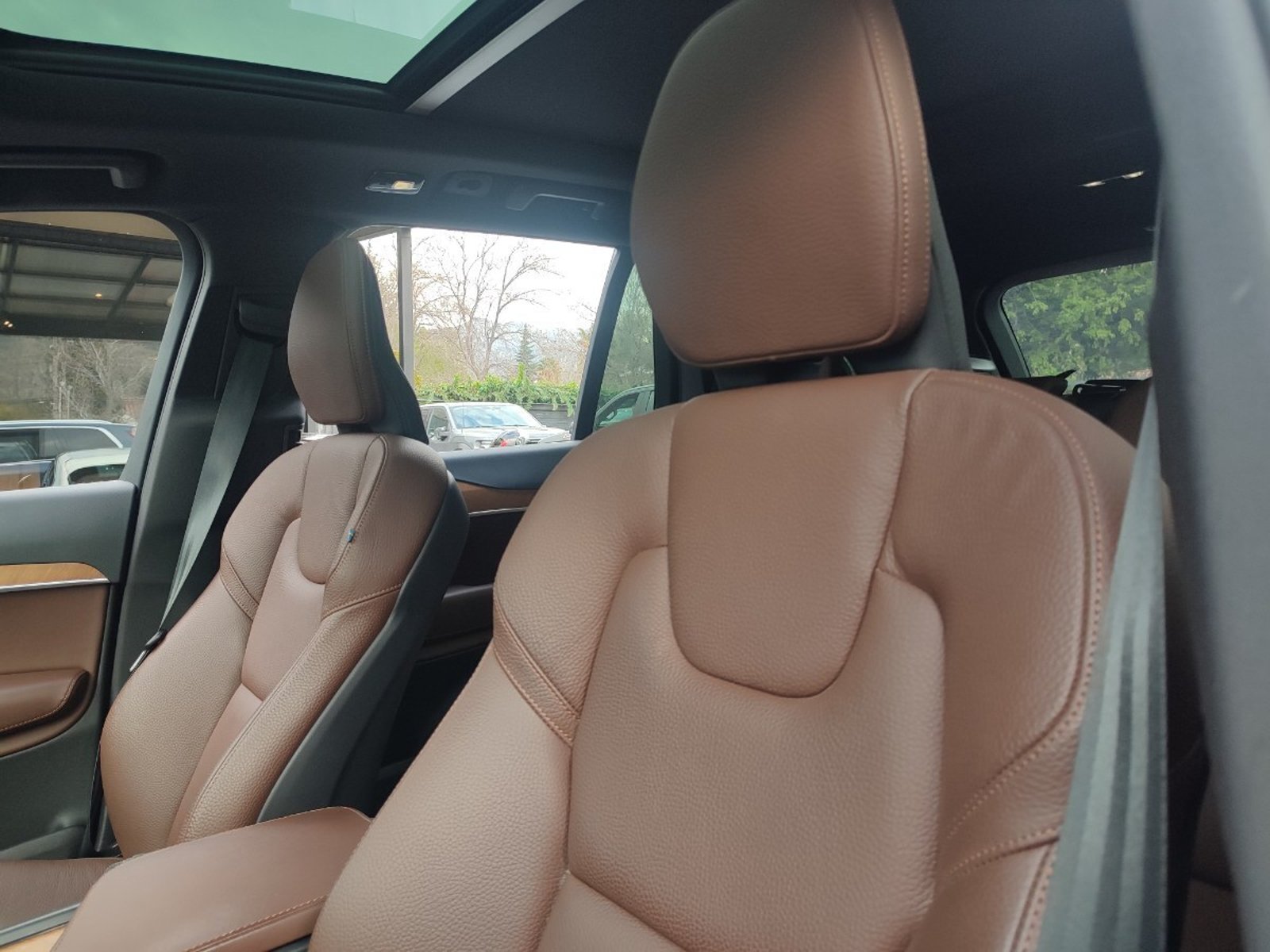 Volvo XC90 II B6 PLUS 2.0 4WD 2024 - Imagen 12 de 17