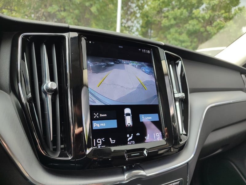 Volvo XC60 II T5 MOMENTUM 2.0 2021 - Imagen 19 de 20