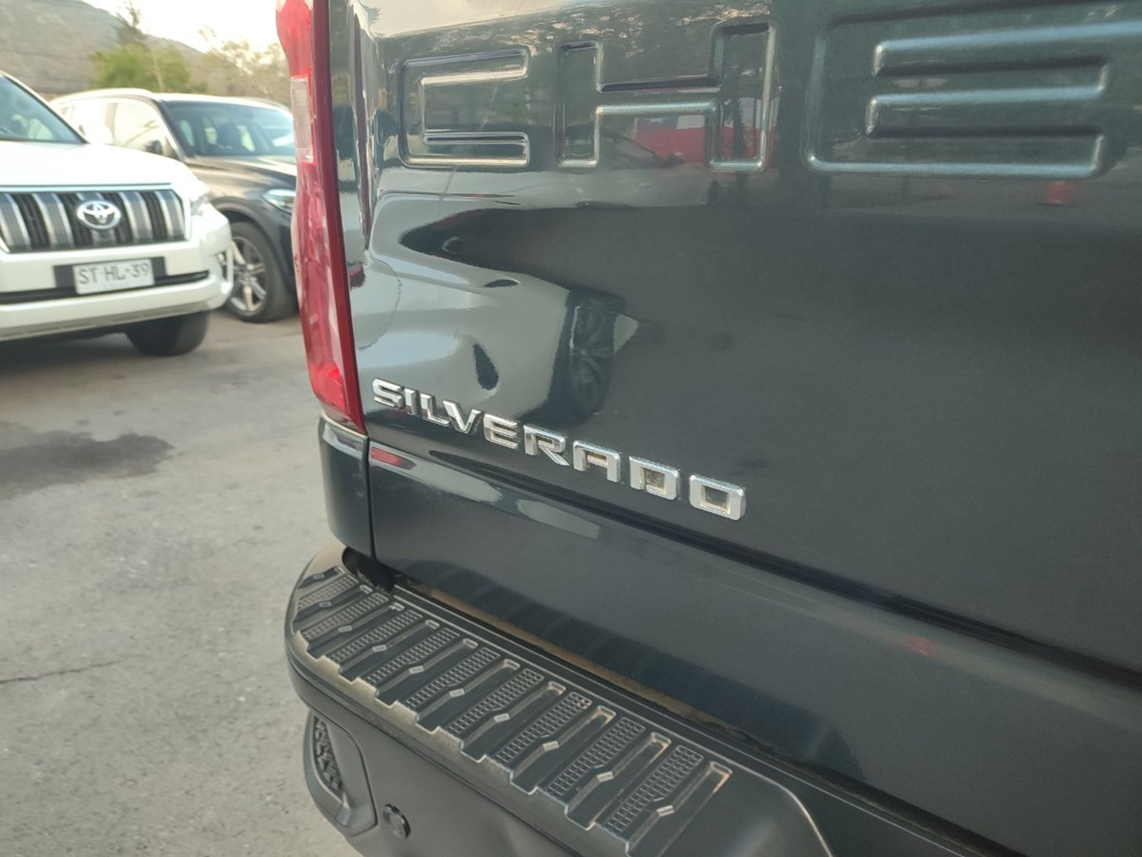 Chevrolet SILVERADO LT TRAILBOSS 5.3 4X4 2020 - Imagen 9 de 18