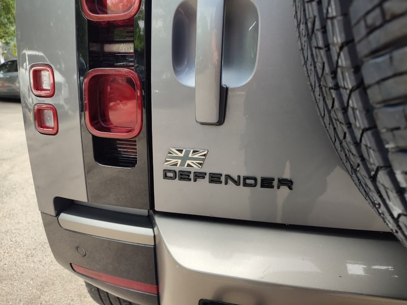 Land Rover DEFENDER X-DYNAMIC S 3.0 4WD 2024 - Imagen 8 de 16