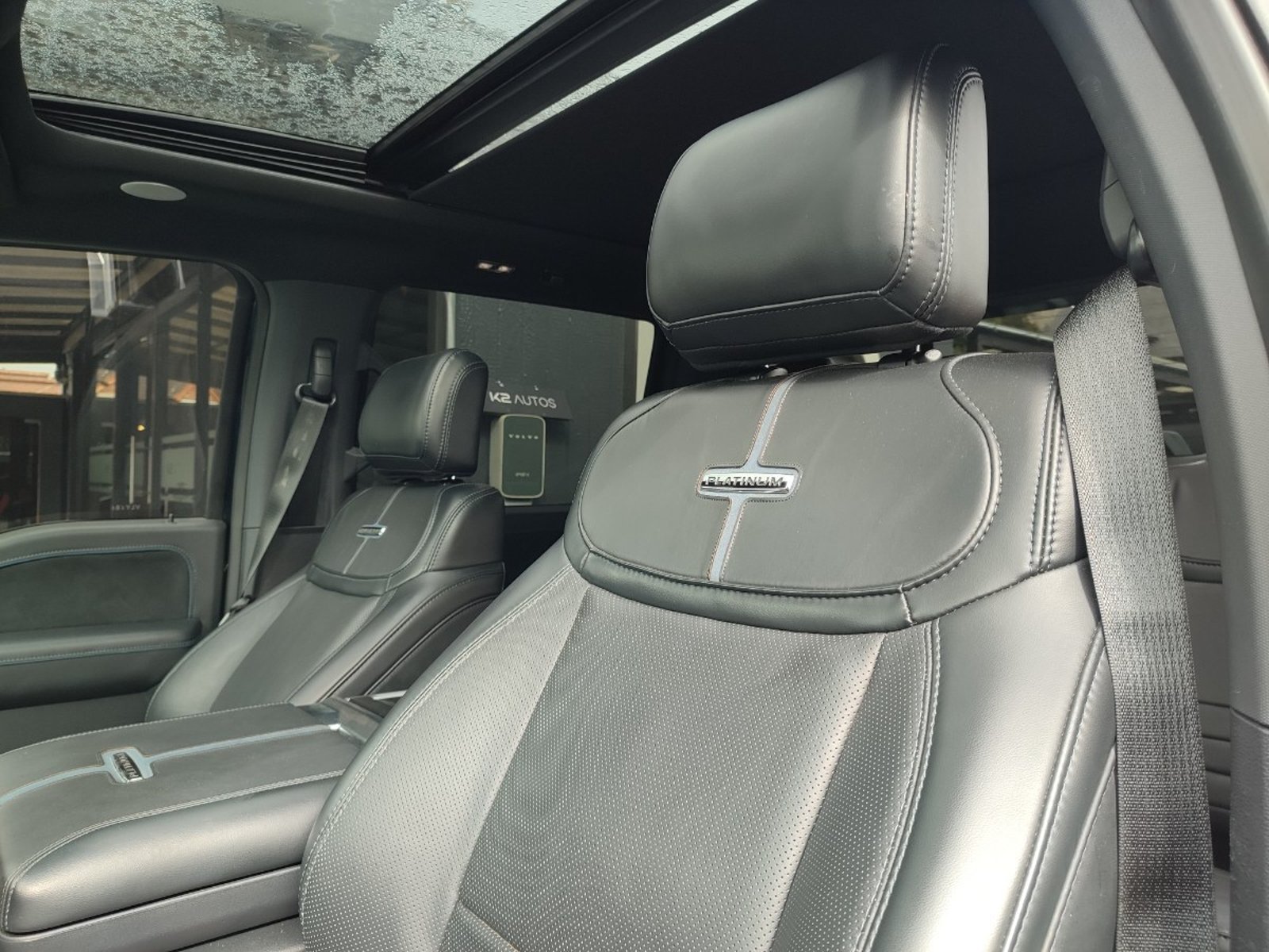 Ford F-150 PLATINUM 3.5 4X4 2025 - Imagen 12 de 18