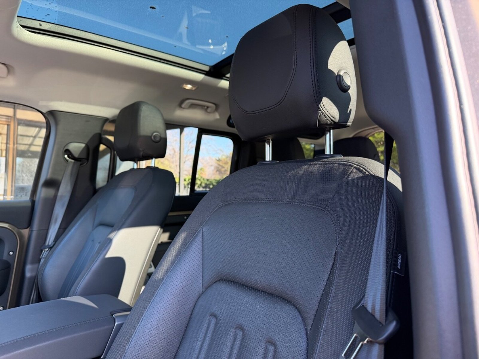 Land Rover DEFENDER 110 P400 FIRST EDITION 3.0 4WD 2021 - Imagen 12 de 16