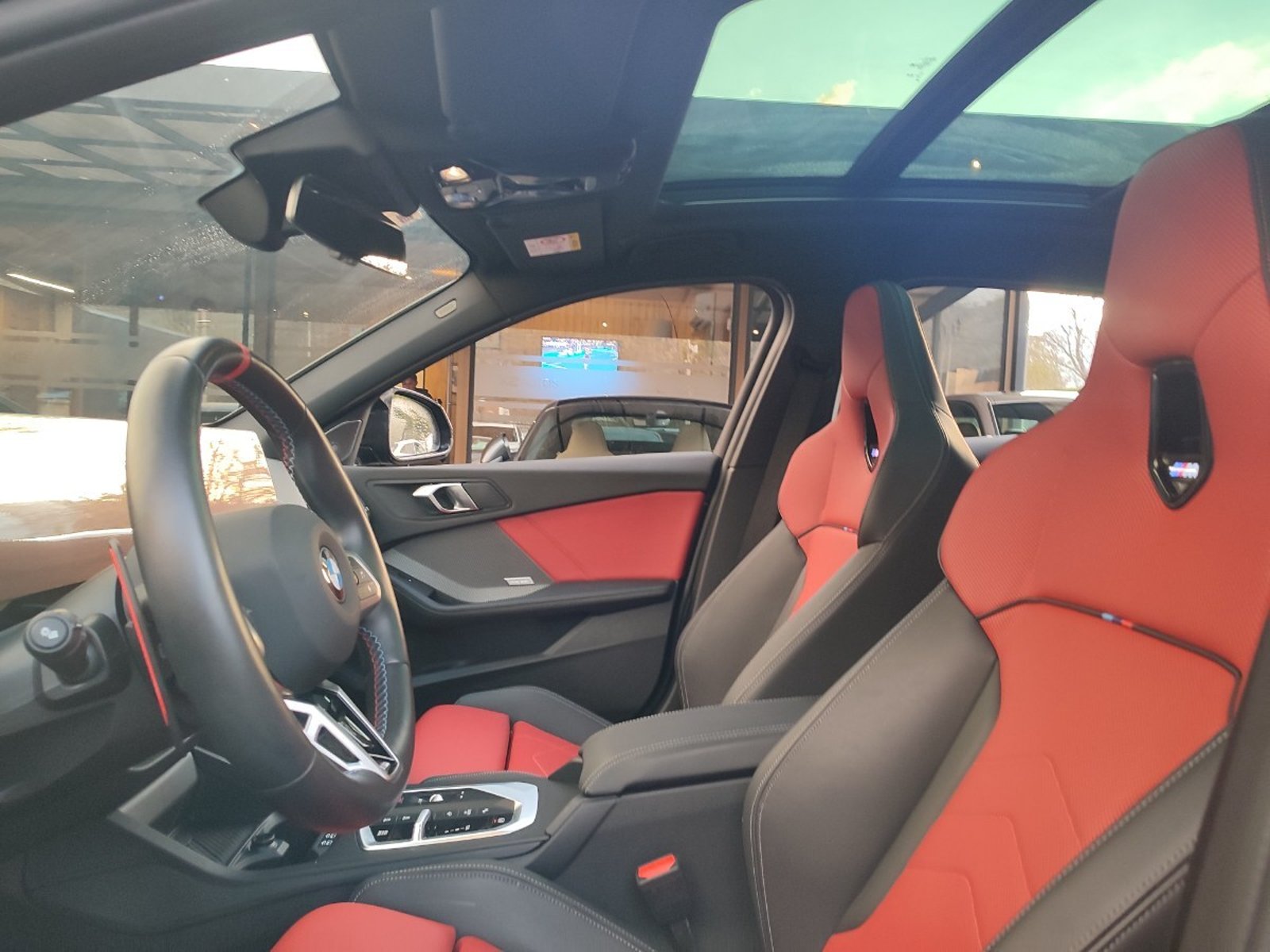 BMW M135I XDRIVE 2.0 M SPORT AT 2025 - Imagen 11 de 17