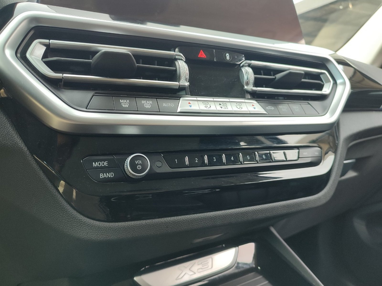 BMW X3 XDRIVE 20D DYNAMIC 2.0 2024 - Imagen 16 de 18