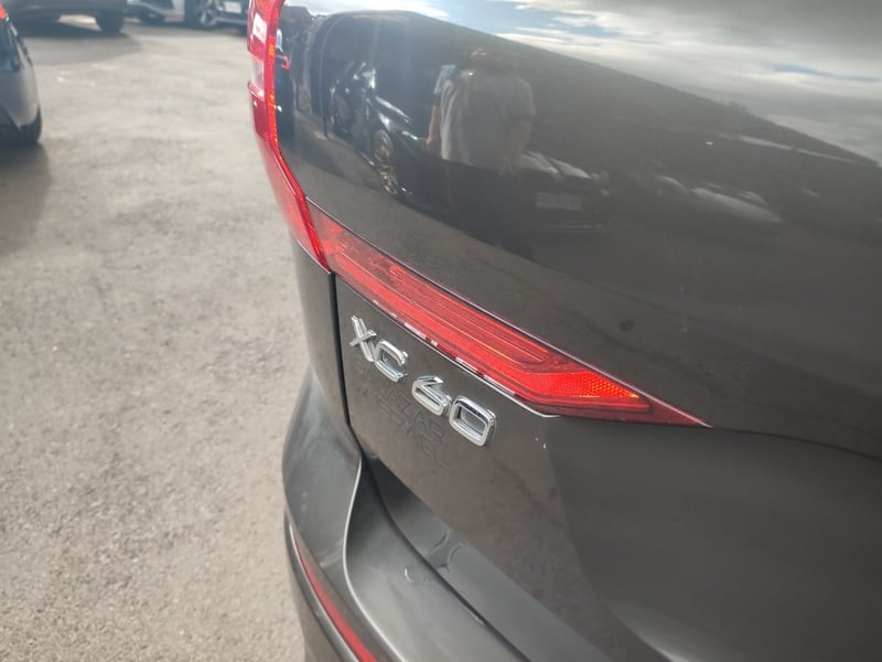 Volvo XC60 II T5 MOMENTUM 2.0 2021 - Imagen 9 de 20