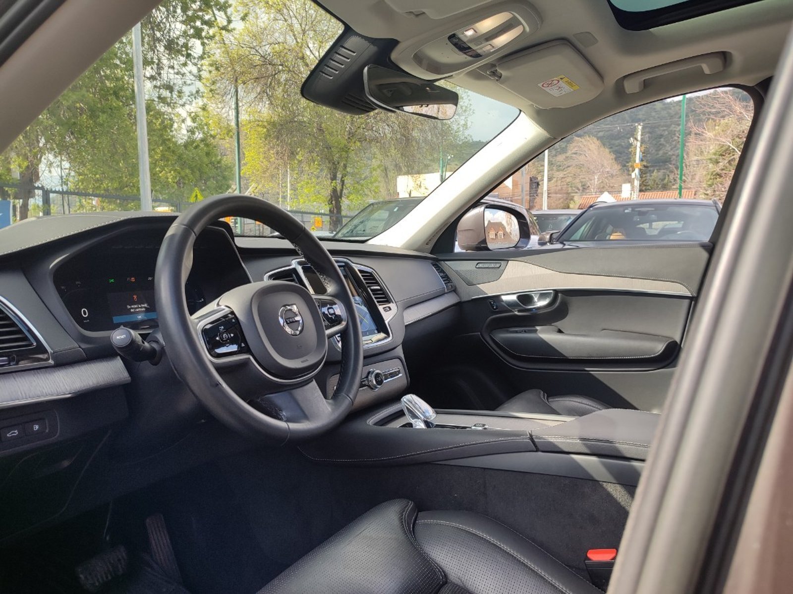 Volvo XC90 T8 II RECHARGE PLUS 2.0 AWD 2024 - Imagen 11 de 18