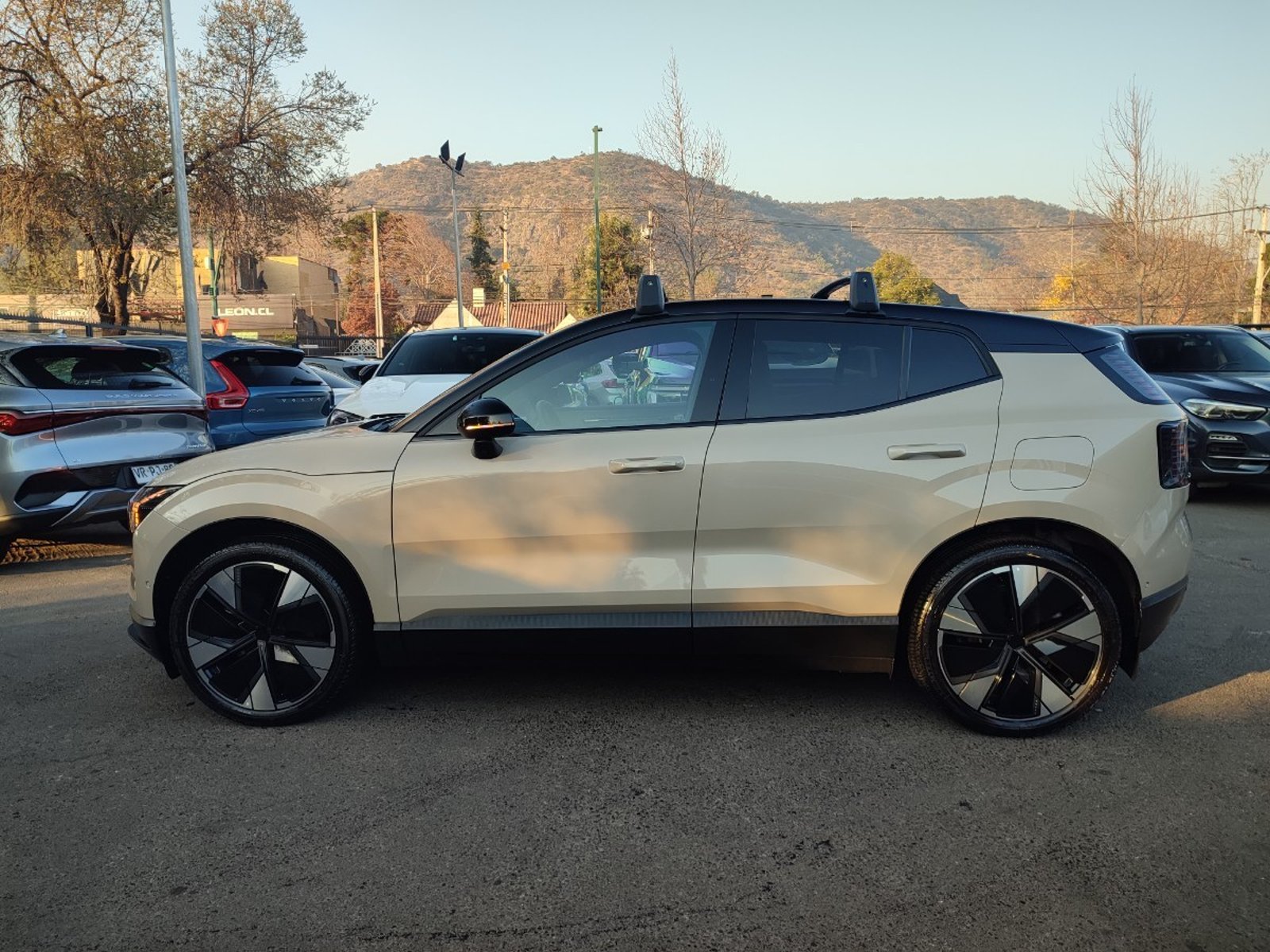Volvo EX30 ULTRA E60 BEV 69 KWH 2026 - Foto 5 de 18